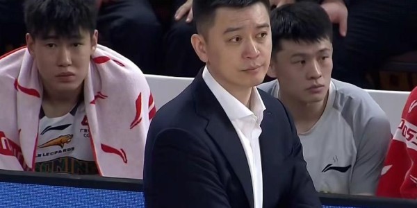 多多28官方网站-辽宁男篮4分惜败不敌山西，赵继伟15+6+7付豪11分，刘传兴11+7