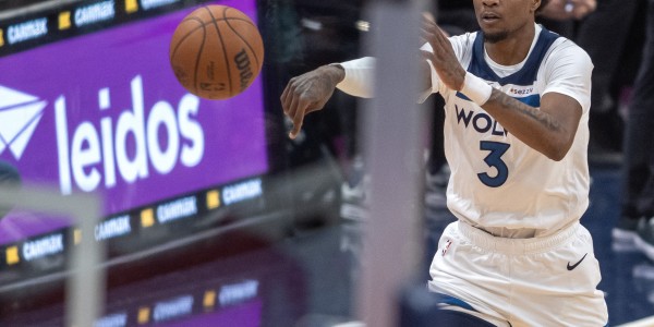 NG28-根本顶不住！森林狼半场万箭齐发&amp;amp;三分21中13 命中率高达61.9%