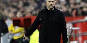 世体：输给多特之后弗里克很生气 恢复训练后将加强球队管理