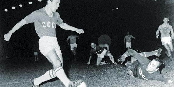 多多28-【欧洲杯史话·上】孕育三十载，法国人“统一”欧洲