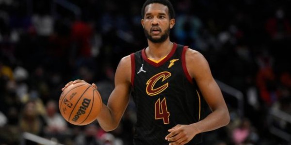 多多28-25岁以下谁最强？NBA高管：东契奇第1 莫兰特压锡安