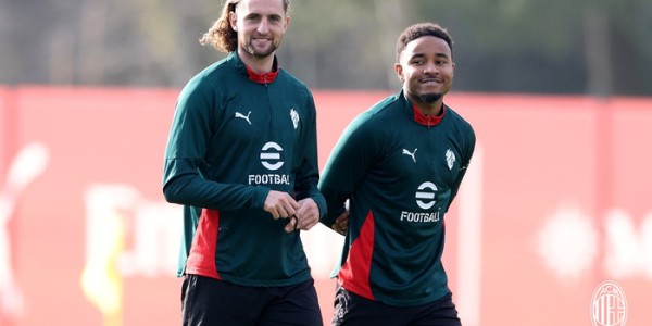 多多28app-米兰开启新一周训练备战|AC米兰|ac米兰|工作_新浪体育_新浪新闻